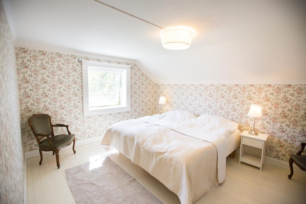 Lilla Soergarden Hotel Kungsberga Ruang foto